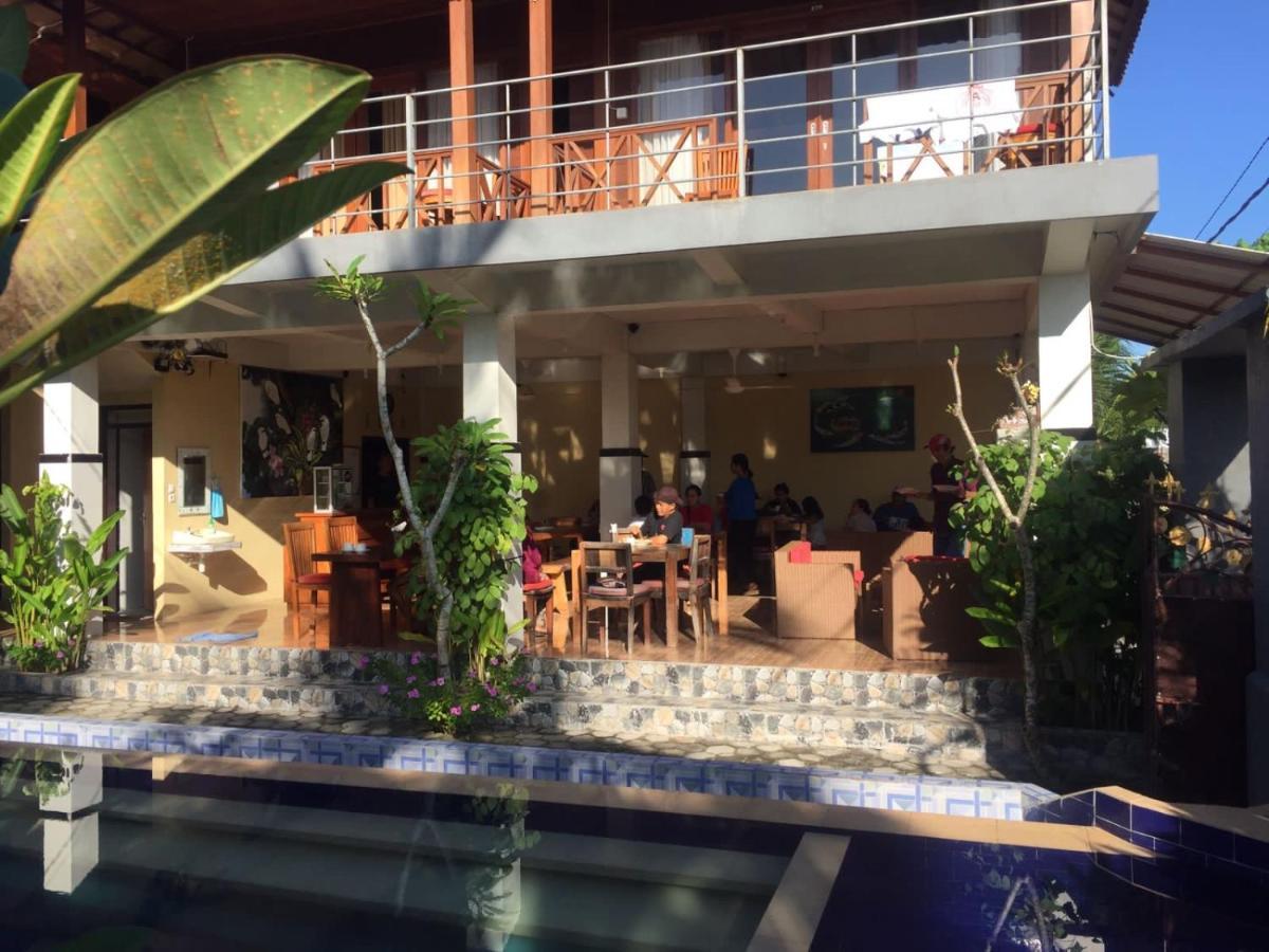 Wahyu Homestay 1 レンボンガン島 エクステリア 写真