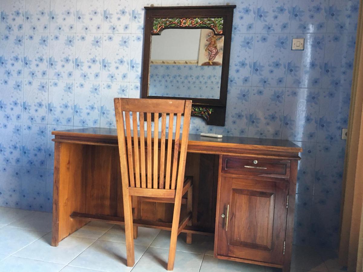 Wahyu Homestay 1 レンボンガン島 エクステリア 写真