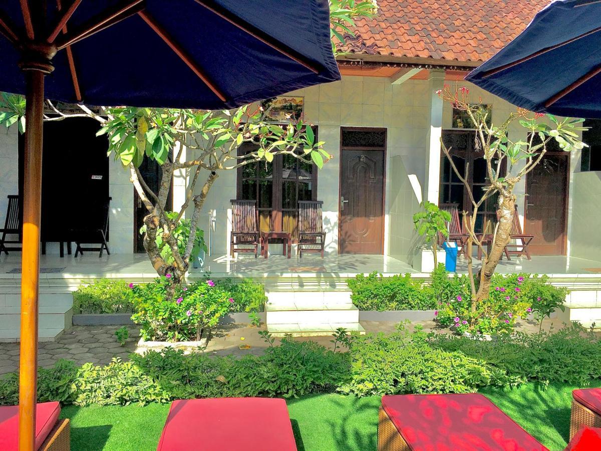 Wahyu Homestay 1 レンボンガン島 エクステリア 写真