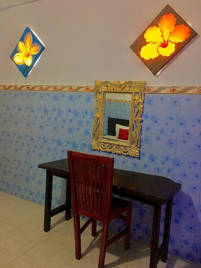 Wahyu Homestay 1 レンボンガン島 エクステリア 写真